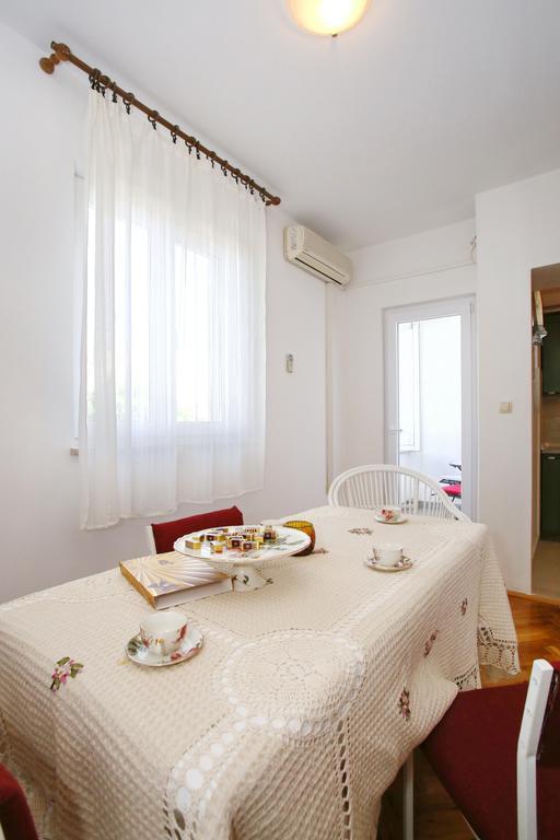 Rooms & Apartments Soline Nuove Biograd Na Moru Exterior foto