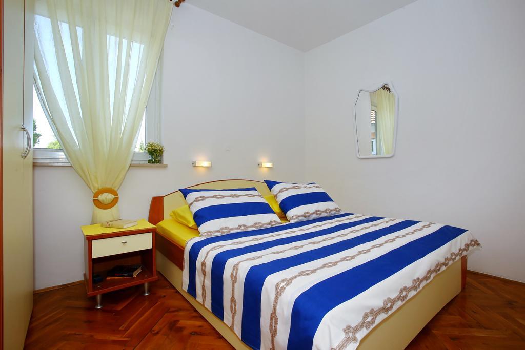 Rooms & Apartments Soline Nuove Biograd Na Moru Exterior foto