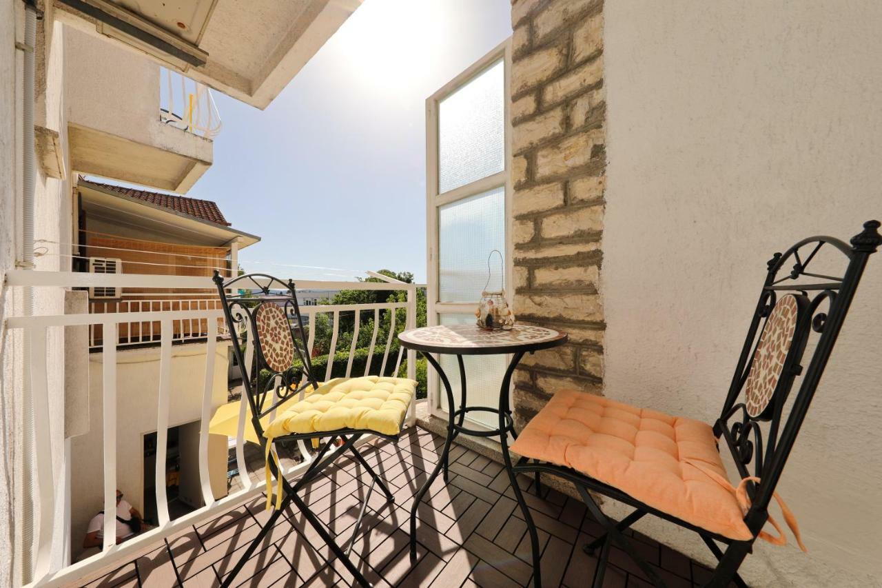 Rooms & Apartments Soline Nuove Biograd Na Moru Exterior foto