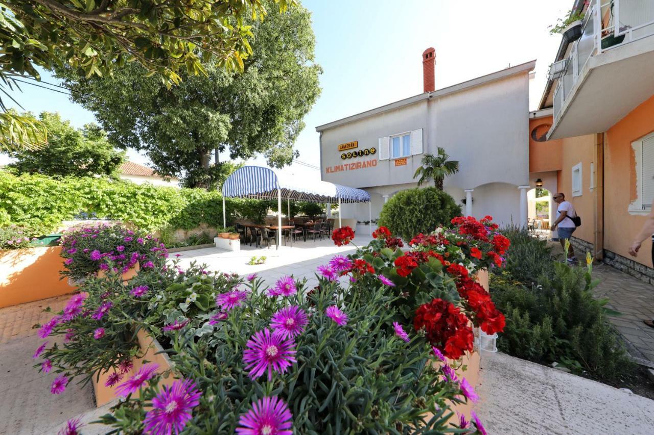 Rooms & Apartments Soline Nuove Biograd Na Moru Exterior foto